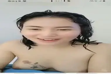 Live Show Cewek Binal Pamer Tubuh Mulus Puas poster